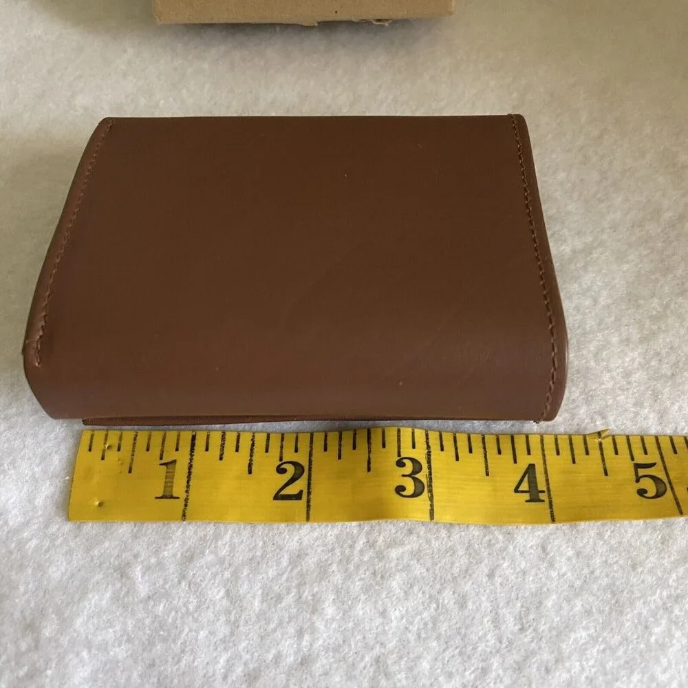 ILI New York Leather Wallet Tri Fold 8 Card Slots
